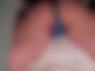 ilona4u's Live Sex Cam Show