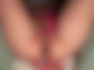 ilona4u MILF webcam performer live streaming