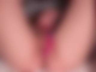 ilona4u MILF webcam performer live streaming