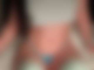 Live cam show with ilona4u - Handjob on SquirtSoMuch
