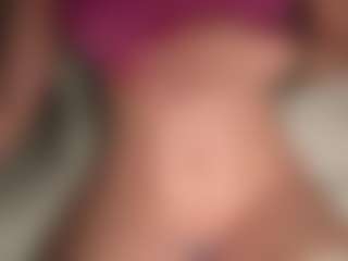 Live cam show with ilona4u - MILF on iamadamtest123.com