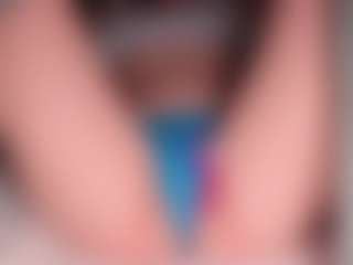 ilona4u's Live Sex Cam Show