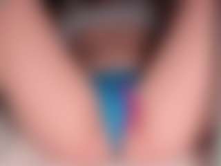 ilona4u MILF webcam performer live streaming