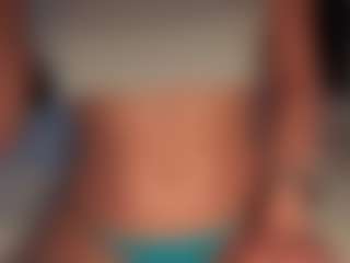 ilona4u MILF webcam performer live streaming