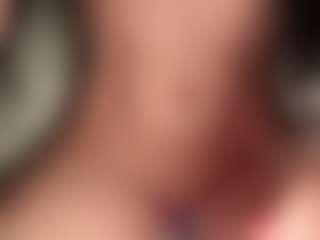 ilona4u's Live Sex Cam Show