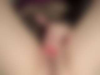 ilona4u's Live Sex Cam Show