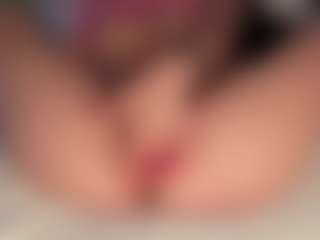 ilona4u's Live Sex Cam Show