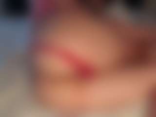 ilona4u's Live Sex Cam Show
