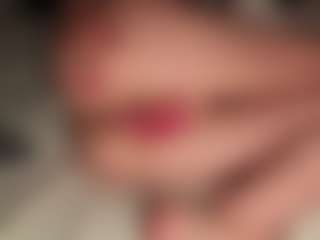 ilona4u's Live Sex Cam Show