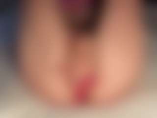 ilona4u's Live Sex Cam Show