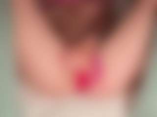 ilona4u's Live Sex Cam Show