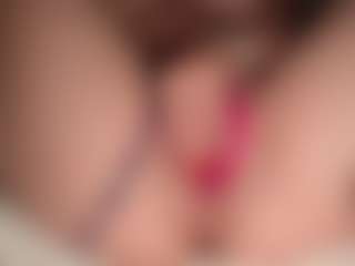 ilona4u MILF webcam performer live streaming