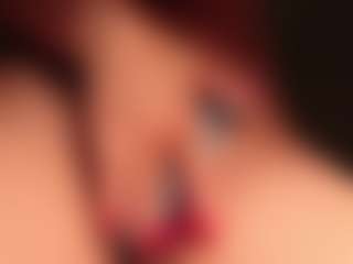 ilona4u's Live Sex Cam Show