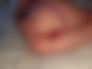 ilona4u's Live Sex Cam Show