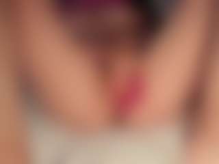 ilona4u's Live Sex Cam Show