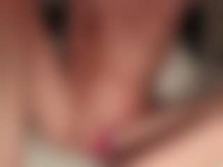 ilona4u's Live Sex Cam Show