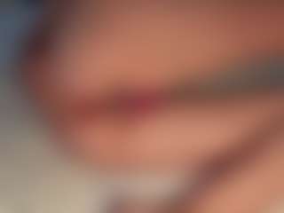 ilona4u's Live Sex Cam Show