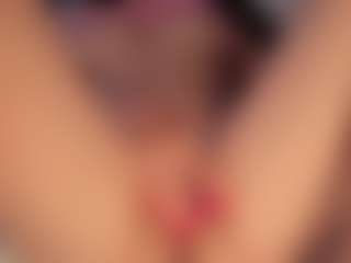 ilona4u's Live Sex Cam Show