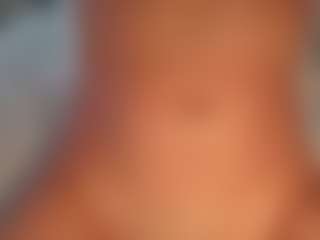 Live cam show with ilona4u - Handjob on AdultVida.com