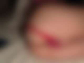 ilona4u's Live Sex Cam Show