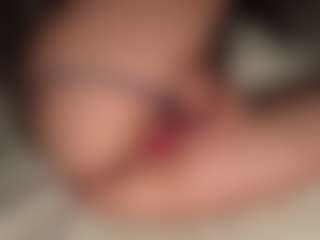 ilona4u's Live Sex Cam Show