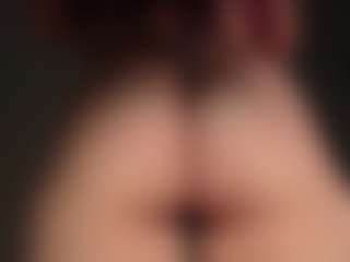 ilona4u's Live Sex Cam Show