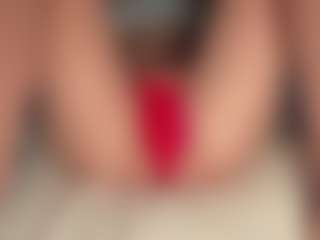 ilona4u's Live Sex Cam Show