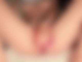 ilona4u's Live Sex Cam Show