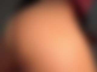 ilona4u's Live Sex Cam Show