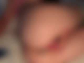 ilona4u's Live Sex Cam Show
