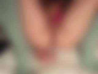 ilona4u's Live Sex Cam Show