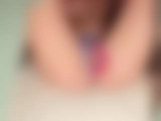 ilona4u MILF webcam performer live streaming
