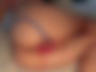 ilona4u's Live Sex Cam Show