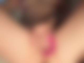 ilona4u MILF webcam performer live streaming
