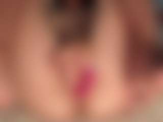 ilona4u's Live Sex Cam Show