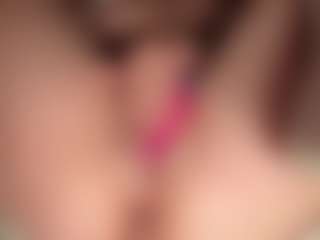 ilona4u's Live Sex Cam Show