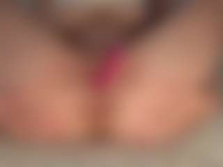 ilona4u's Live Sex Cam Show
