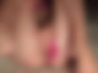 ilona4u's Live Sex Cam Show
