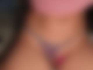 ilona4u's Live Sex Cam Show
