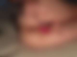 ilona4u's Live Sex Cam Show