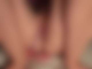ilona4u's Live Sex Cam Show