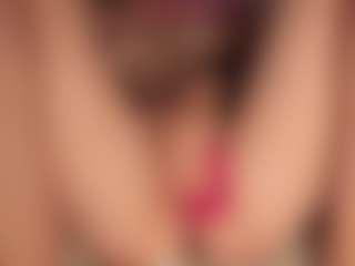 ilona4u's Live Sex Cam Show