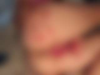 ilona4u's Live Sex Cam Show