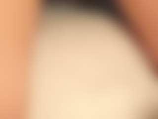 ilona4u's Live Sex Cam Show
