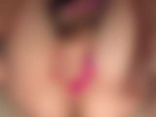 ilona4u's Live Sex Cam Show