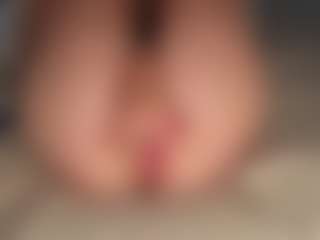 ilona4u's Live Sex Cam Show