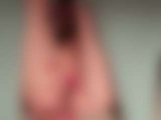 ilona4u's Live Sex Cam Show