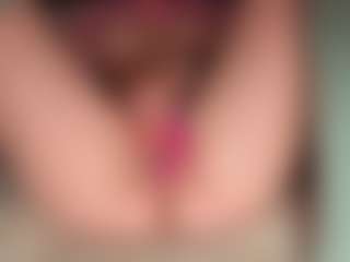 ilona4u's Live Sex Cam Show