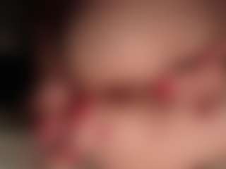 ilona4u's Live Sex Cam Show