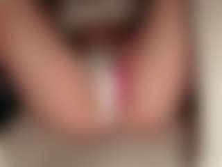 ilona4u's Live Sex Cam Show